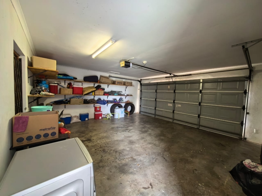 3 Bedroom Property for Sale in Beacon Bay North Eastern Cape